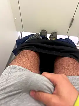 Snapshot of analtake13 chatting on November 19, 2025, 10:37 am analtake13 online show from November 19, 2025, 10:37 am