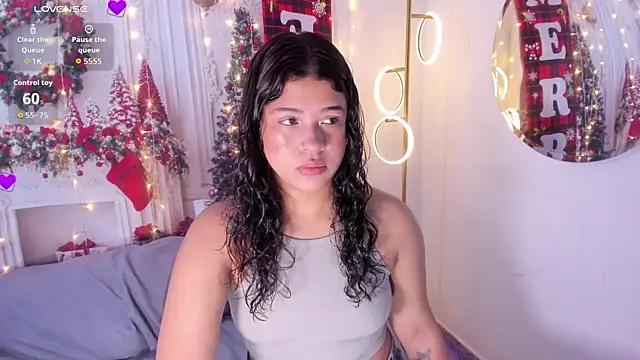 Snapshot of Ivy_nt chatting on December 18, 2025, 12:42 pm Ivy nt online show from December 18, 2025, 12:42 pm