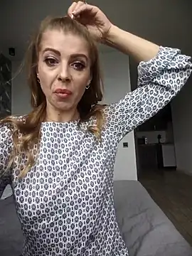 Hyupobigih online show from October 7, 2025, 9:54 am