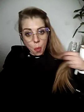 Hyupobigih online show from October 14, 2025, 2:39 pm