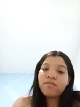 VictoriDior online show from December 19, 2025, 11:01 am