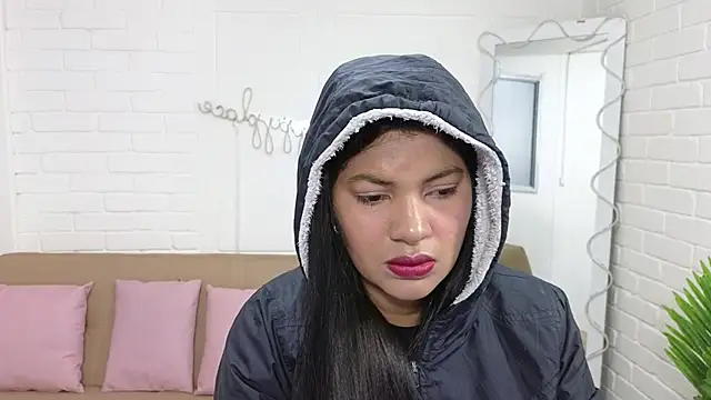 Lexy tay online show from November 11, 2025, 11:38 am