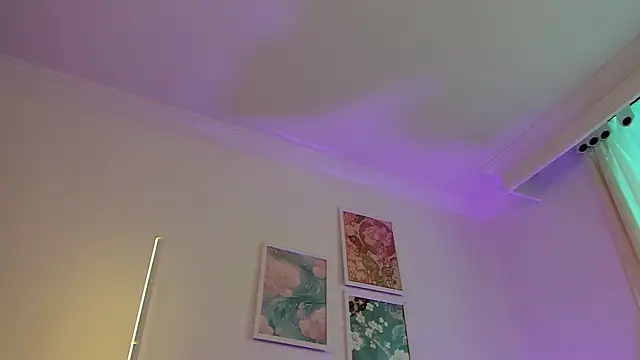 canelleGarces online show from February 10, 2026, 6:07 pm