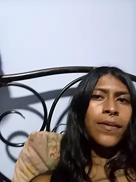 Snapshot of deborahotts chatting on November 29, 2025, 2:01 am deborahotts online show from November 29, 2025, 2:01 am