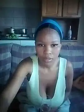 Snapshot of Seductive_Yellow_Titties chatting on September 10, 2025, 1:43 pm Seductive Yellow Titties online show from September 10, 2025, 1:43 pm