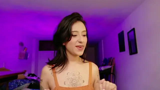 atenea dragon   online show from November 24, 2025, 8:42 pm