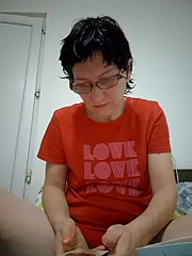 Snapshot of Vera_Elle chatting on December 16, 2025, 1:54 am Vera Elle online show from December 16, 2025, 1:54 am