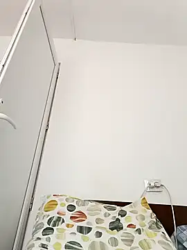 Snapshot of Vera_Elle chatting on October 13, 2025, 8:27 am Vera Elle online show from October 13, 2025, 8:27 am