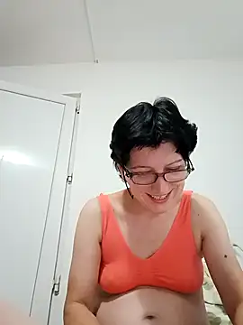 Snapshot of Vera_Elle chatting on October 14, 2025, 6:08 pm Vera Elle online show from October 14, 2025, 6:08 pm