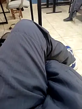 Snapshot of Hugopingonasa2024 chatting on February 11, 2026, 9:14 pm Hugopingonasa2024 online show from February 11, 2026, 9:14 pm