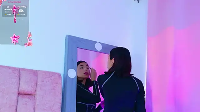 ScarlettLuxe online show from February 26, 2026, 7:47 pm