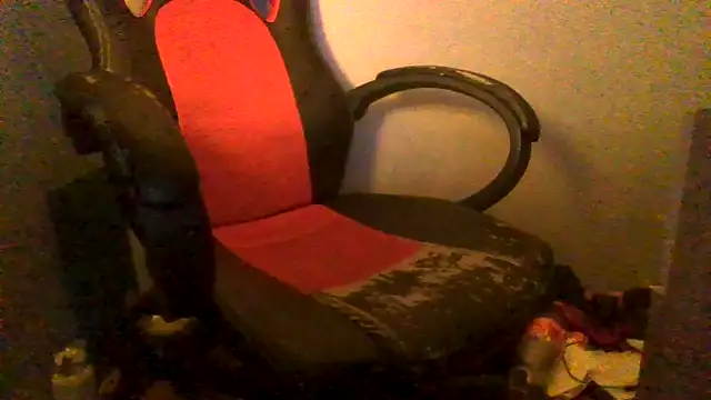 Dikklauss online show from October 17, 2025, 9:27 pm