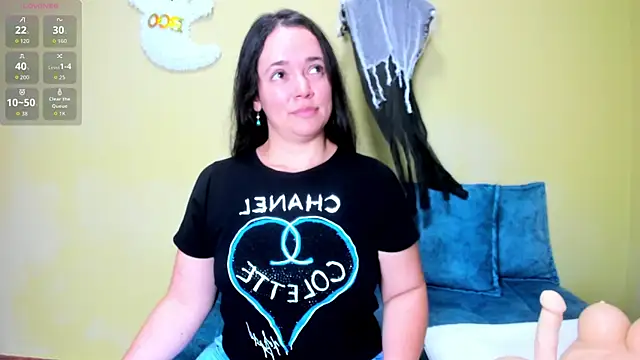 Snapshot of loreen_grey chatting on October 29, 2025, 8:08 pm loreen grey online show from October 29, 2025, 8:08 pm