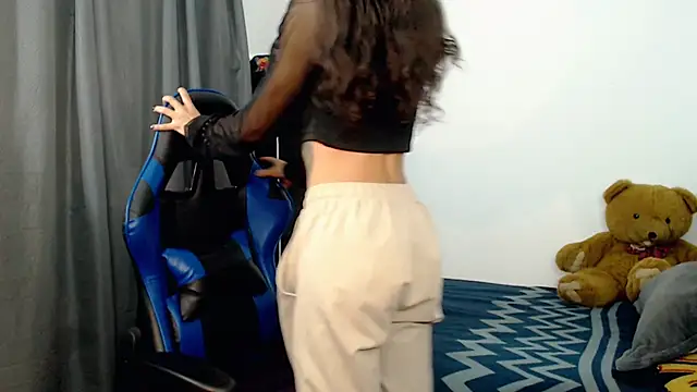 Sweet-Cris online show from January 14, 2026, 4:54 pm