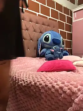 Snapshot of Rachellcooperrr chatting on February 26, 2026, 9:59 pm Rachellcooperrr online show from February 26, 2026, 9:59 pm