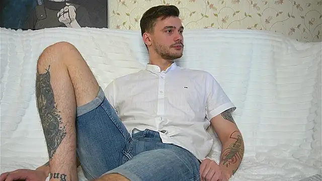 johnstoneisland online show from March 29, 2026, 7:21 am