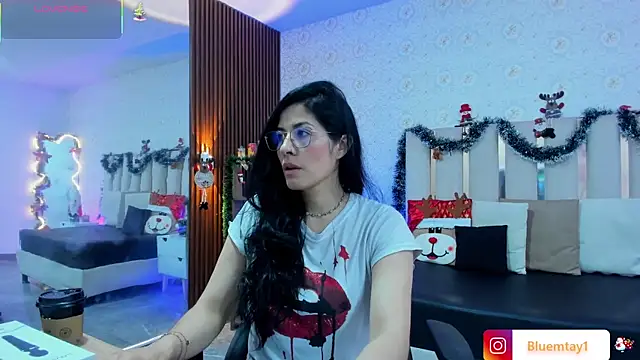 BLUE TAY1 online show from December 22, 2025, 12:05 pm