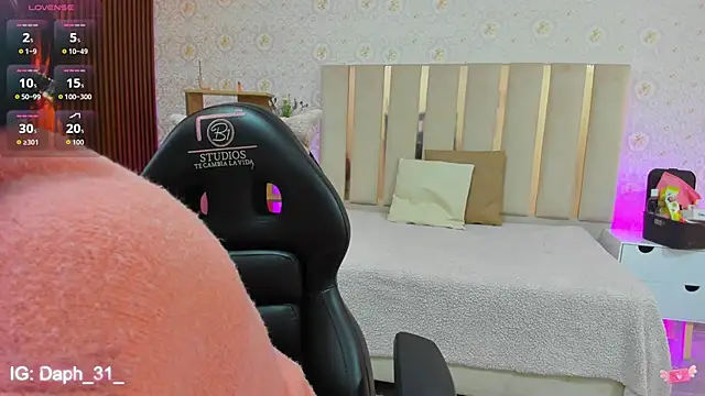 BLUE TAY1 online show from September 29, 2025, 11:38 am