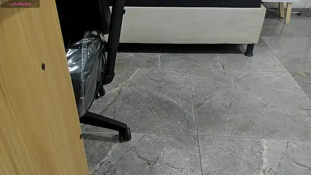 Snapshot of BLUE_TAY1 chatting on March 2, 2026, 12:01 pm BLUE TAY1 online show from March 2, 2026, 12:01 pm