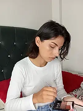Snapshot of nina_sky chatting on October 4, 2025, 4:30 pm nina sky online show from October 4, 2025, 4:30 pm