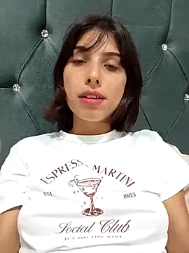 Snapshot of nina_sky chatting on September 20, 2025, 8:47 pm nina sky online show from September 20, 2025, 8:47 pm