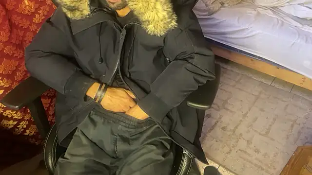 JUSTFORRICH online show from November 7, 2025, 11:37 am