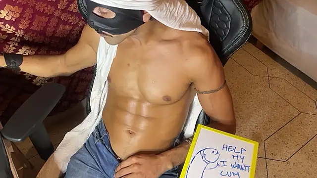 JUSTFORRICH online show from October 23, 2025, 12:53 am