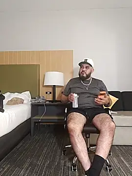 tangaman2280 online show from November 14, 2025, 4:49 am