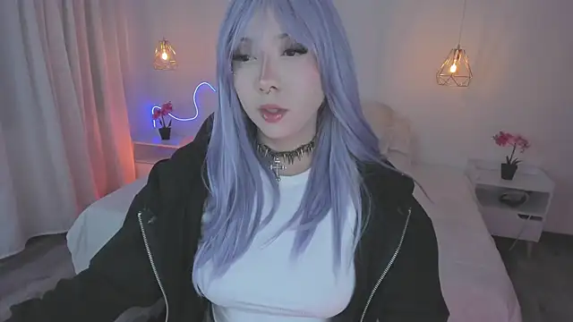 Noahcryptic online show from November 18, 2025, 5:11 am