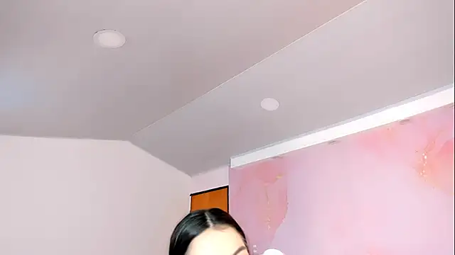 Snapshot of milk_candy18 chatting on October 5, 2025, 12:29 pm milk candy18 online show from October 5, 2025, 12:29 pm