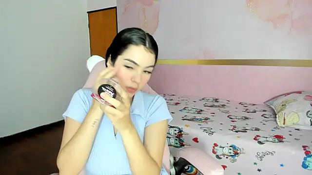 milk candy18 online show from October 22, 2025, 10:47 am