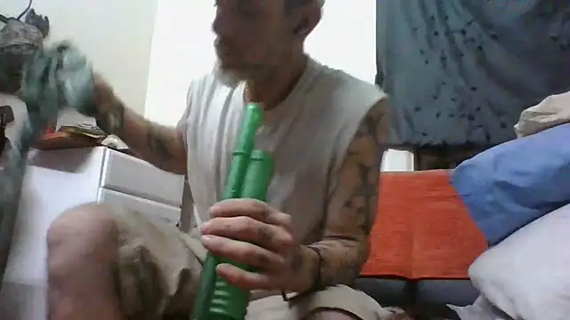 jarjar83 online show from October 9, 2025, 4:13 am