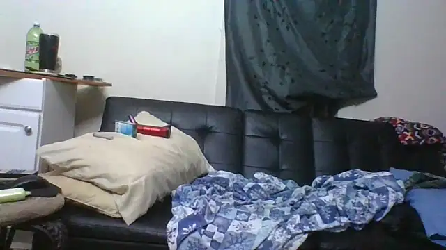 jarjar83 online show from October 20, 2025, 8:26 am