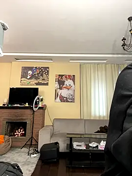 Miranda Kerry online show from November 6, 2025, 6:28 am