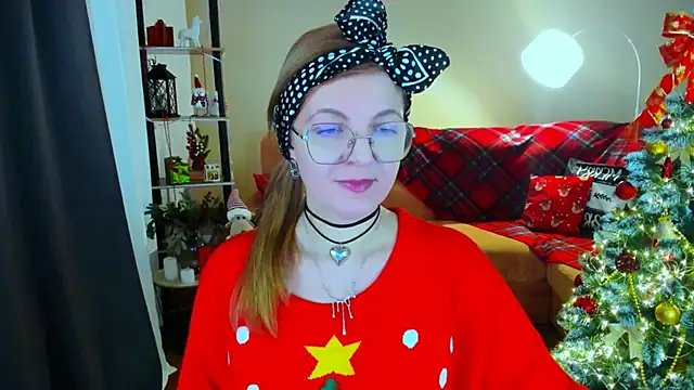 Snapshot of YourUniverser chatting on December 15, 2025, 9:48 am YourUniverser online show from December 15, 2025, 9:48 am