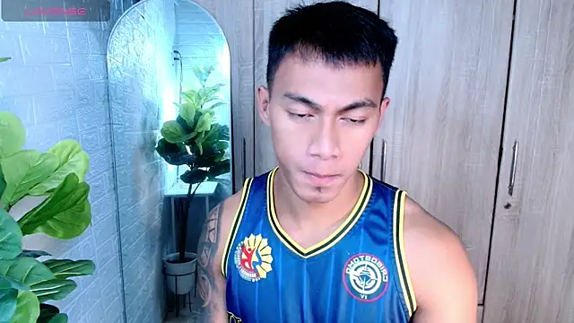 Snapshot of PinooyMilker chatting on April 30, 2026, 11:39 am PinooyMilker online show from April 30, 2026, 11:39 am