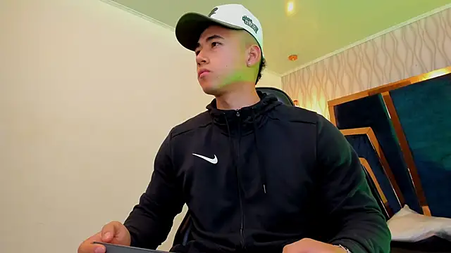 Draven Marceaux online show from September 9, 2025, 11:19 am