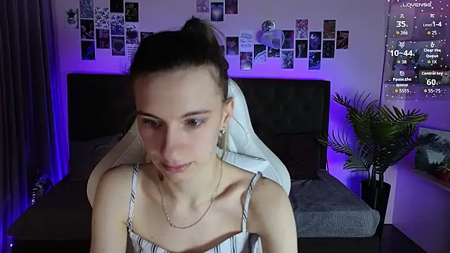 Snapshot of kaleriyaa_ chatting on February 5, 2026, 1:23 am kaleriyaa online show from February 5, 2026, 1:23 am