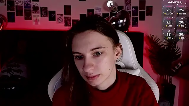 Snapshot of kaleriyaa_ chatting on December 16, 2025, 1:32 am kaleriyaa online show from December 16, 2025, 1:32 am