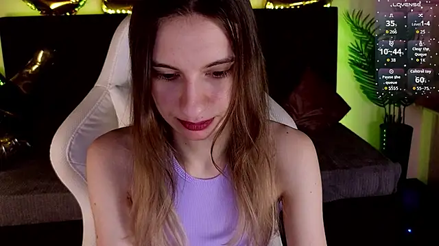 Snapshot of kaleriyaa_ chatting on December 23, 2025, 1:27 am kaleriyaa online show from December 23, 2025, 1:27 am