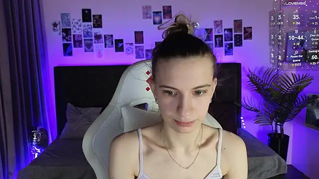 Snapshot of kaleriyaa_ chatting on February 1, 2026, 1:26 am kaleriyaa online show from February 1, 2026, 1:26 am