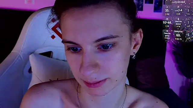 Snapshot of kaleriyaa_ chatting on January 13, 2026, 1:31 am kaleriyaa online show from January 13, 2026, 1:31 am