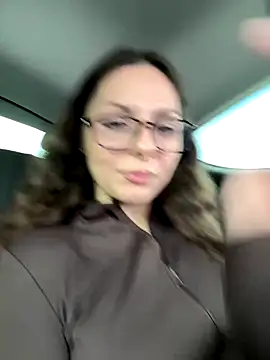 kittyCarrol online show from September 16, 2025, 9:54 am