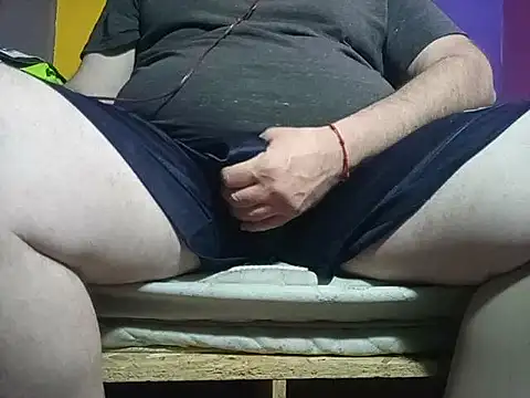 Snapshot of BabyBearMilk chatting on November 3, 2025, 5:12 am BabyBearMilk online show from November 3, 2025, 5:12 am