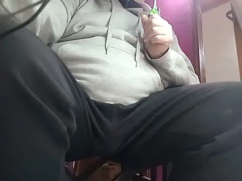 BabyBearMilk online show from June 29, 2026, 9:25 pm