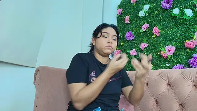 shanon marel online show from September 21, 2025, 12:10 pm