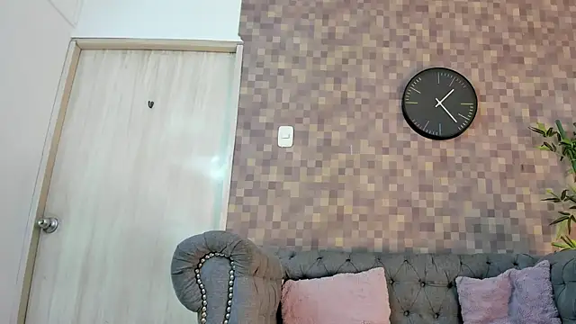 shanon marel online show from October 20, 2025, 12:06 pm