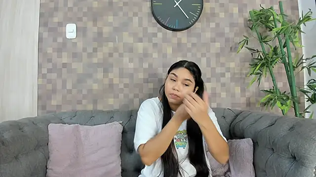 shanon marel online show from November 4, 2025, 12:20 pm