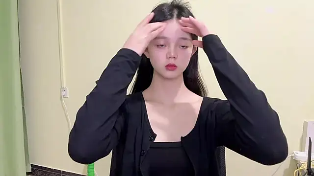 Nicole-13 online show from November 5, 2025, 11:02 am