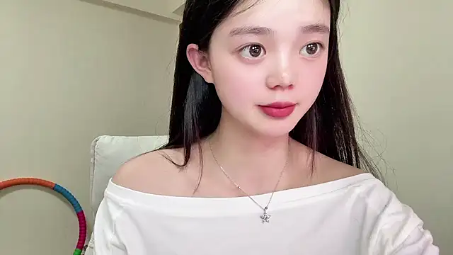 Nicole-13 online show from June 1, 2026, 12:38 pm